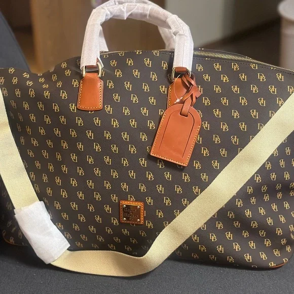 NWT Dooney and Bourke Brown Tmoro Gretta Weekender Bag - Picture 1 of 8